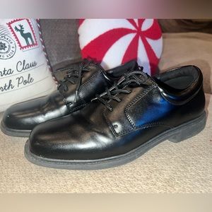 Black dress shoes size 6